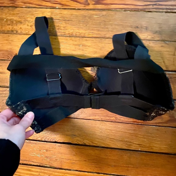 VS bra - Picture 4 of 5